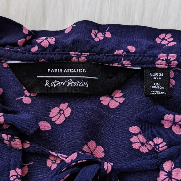 & Other Stories Ditsy Floral Print Ruffle Top | 4 - Picture 3 of 13